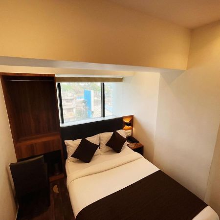 Hotel Hilton Suites 뭄바이 외부 사진