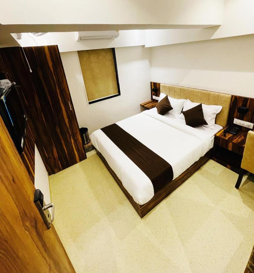 Hotel Hilton Suites 뭄바이 외부 사진