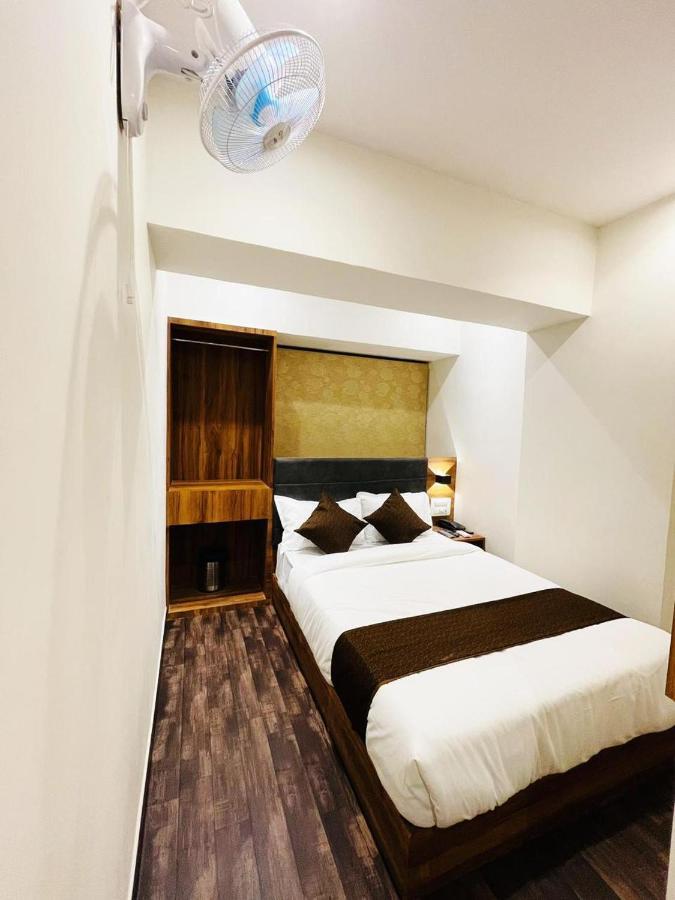 Hotel Hilton Suites 뭄바이 외부 사진